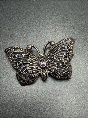 Vintage Butterfly 925 Sterling silver Brooch with Purple Stone